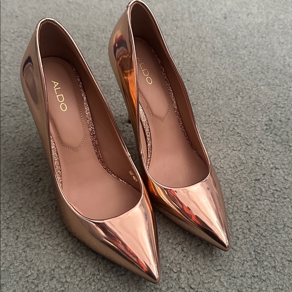 Aldo Rose Gold Pumps - Picture 1 of 11